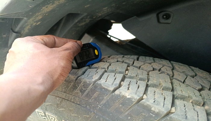 2024 Mahindra Thar LX HT PETROL 4WD MT, Petrol, Manual, 6,341 km, tyre