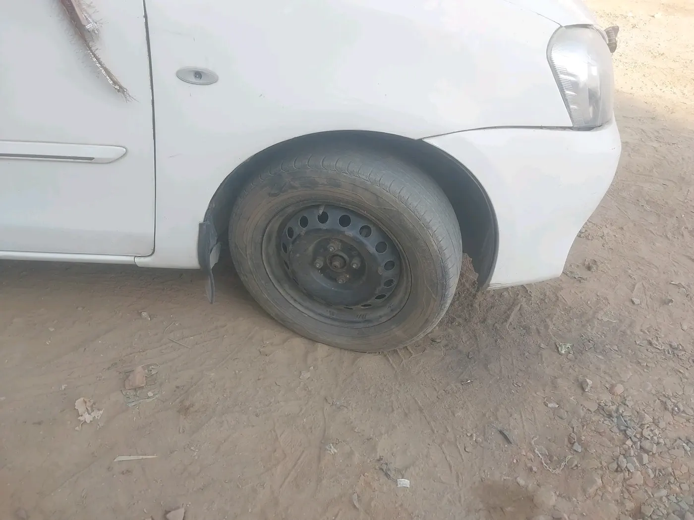 2011 Toyota Etios VD, Diesel, Manual, 65,132 km, tyre