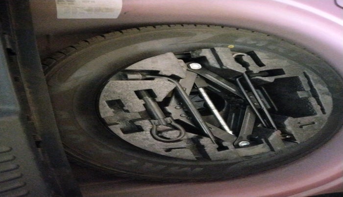 2018 Volkswagen Polo HIGHLINE PLUS 1.5 16 ALLOY, Diesel, Manual, 72,087 km, tyre