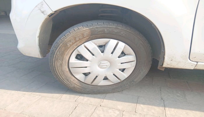 2018 Maruti Alto 800 LXI, CNG, Manual, 68,390 km, tyre