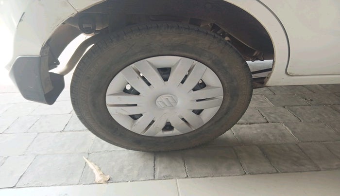 2018 Maruti Alto 800 LXI, CNG, Manual, 68,390 km, tyre