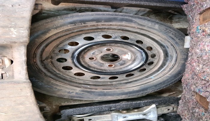 2011 Maruti Wagon R 1.0 VXI  ABS-AIRBAG, Petrol, Manual, 76,862 km, tyre