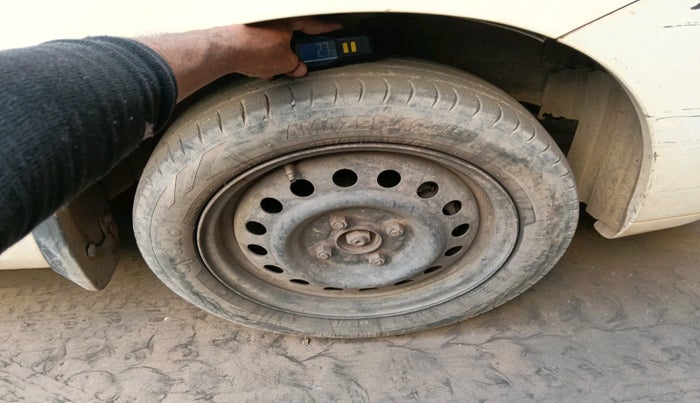 2011 Maruti Wagon R 1.0 VXI  ABS-AIRBAG, Petrol, Manual, 76,862 km, tyre