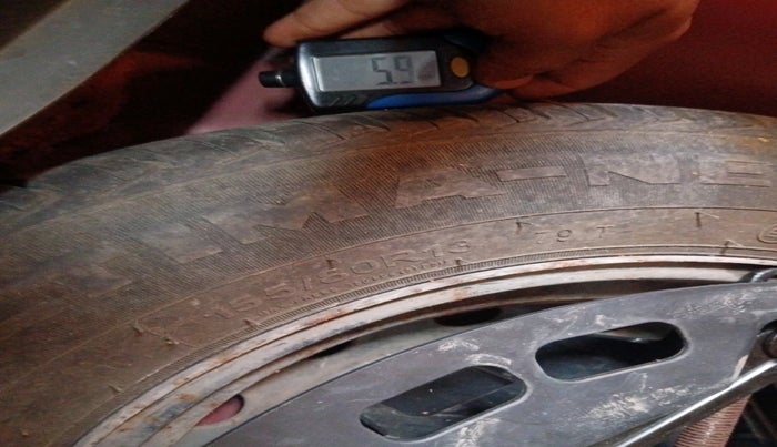 2012 Hyundai i10 SPORTZ 1.2, Petrol, Manual, 52,400 km, tyre