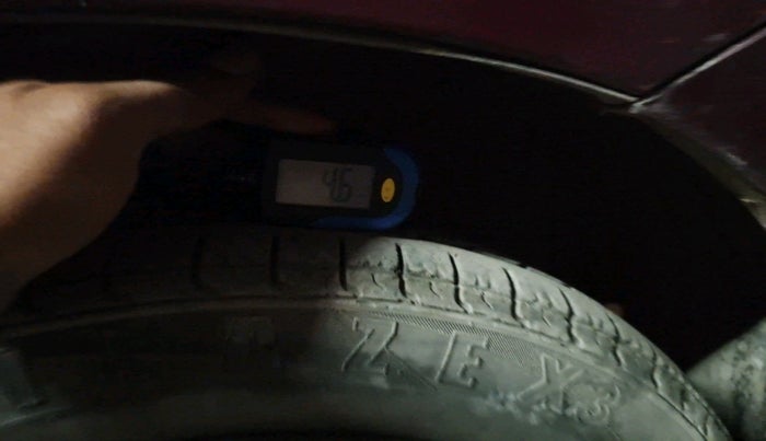 2011 Maruti Wagon R 1.0 LXI, Petrol, Manual, 50,339 km, tyre