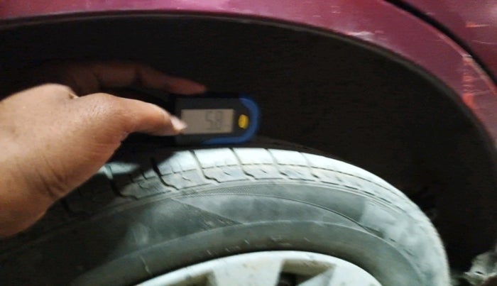 2011 Maruti Wagon R 1.0 LXI, Petrol, Manual, 50,339 km, tyre