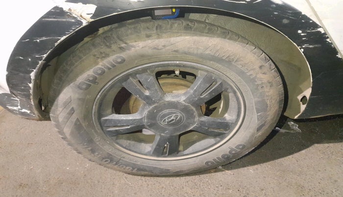 2011 Hyundai i20 SPORTZ 1.2, Petrol, Manual, 1,22,668 km, tyre