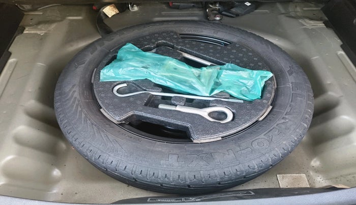 2016 Maruti S Cross ZETA 1.3, Diesel, Manual, 58,881 km, tyre