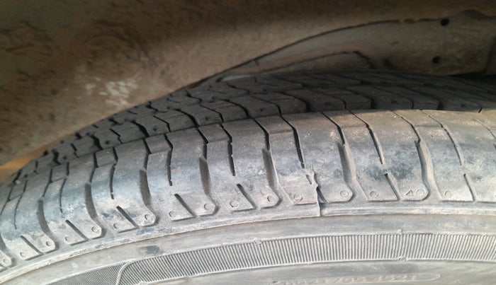 2013 Hyundai Santro Xing GL, Petrol, Manual, 43,014 km, tyre