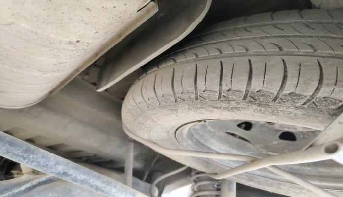 2018 Maruti Eeco 5 STR WITH A/C+HTR, Petrol, Manual, 1,27,094 km, tyre