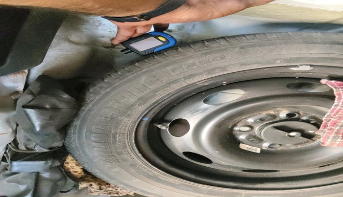 2017 Tata Zest XTA F-TRONIC DIESEL, Diesel, Automatic, 1,49,344 km, tyre