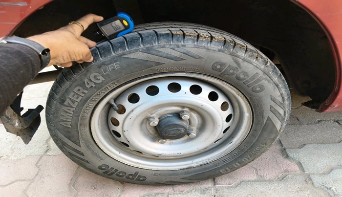 2014 Datsun Go T, Petrol, Manual, 84,395 km, tyre