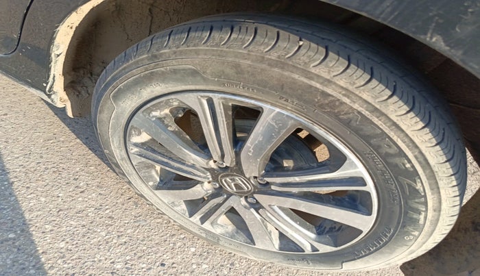 2024 Honda Amaze 1.2L I-VTEC VX, Petrol, Manual, 19,119 km, tyre