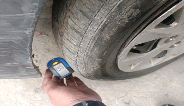 2016 Hyundai Grand i10 MAGNA 1.1 CRDI, Diesel, Manual, 1,04,067 km, tyre