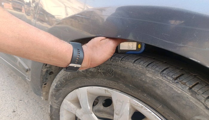 2016 Hyundai Grand i10 MAGNA 1.1 CRDI, Diesel, Manual, 1,04,067 km, tyre