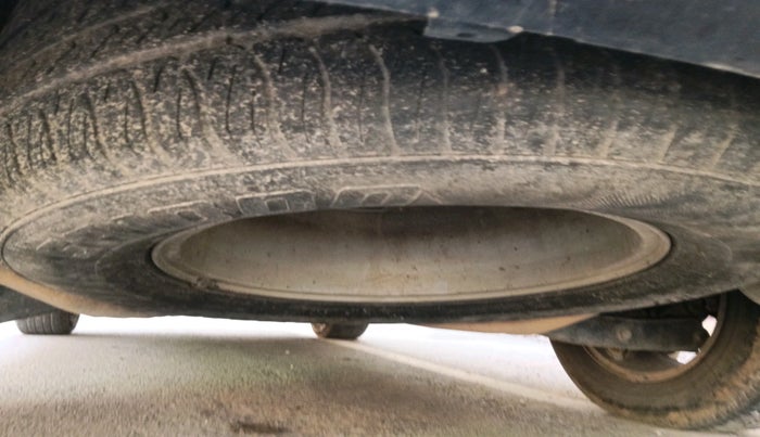 2014 Mahindra XUV500 W8, Diesel, Manual, 1,47,151 km, tyre