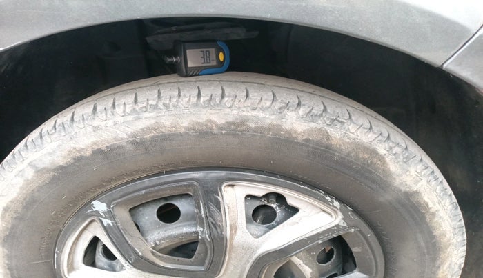 2022 Tata ALTROZ XE PETROL, Petrol, Manual, 51,248 km, tyre