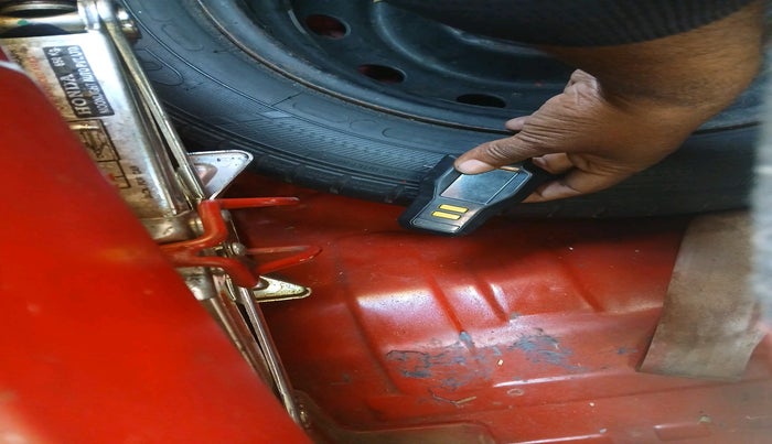 2016 Honda Brio S MT, Petrol, Manual, 56,324 km, tyre