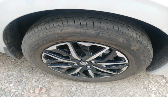 2025 Maruti Dzire ZXi Plus AMT, Petrol, Automatic, 10,580 km, tyre