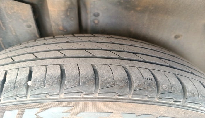 2021 MG HECTOR SHARP 2.0 DIESEL, Diesel, Manual, 98,109 km, tyre