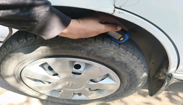 2023 Maruti Eeco 5 STR AC, Petrol, Manual, 69,094 km, tyre