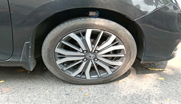 2017 Honda City 1.5L I-VTEC VX, Petrol, Manual, 36,069 km, tyre