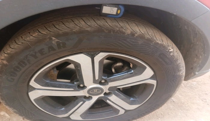 2022 Tata NEXON XZ PLUS (O) PETROL, Petrol, Manual, 42,236 km, tyre