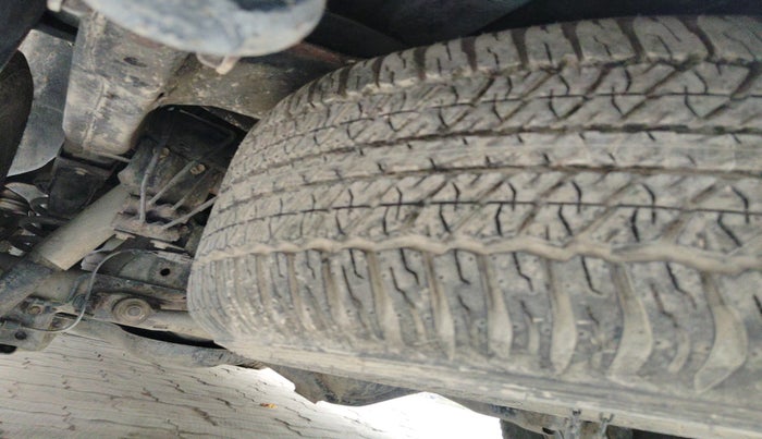 2015 Toyota Fortuner 3.0 4X4 AT, Diesel, Automatic, 1,02,777 km, tyre