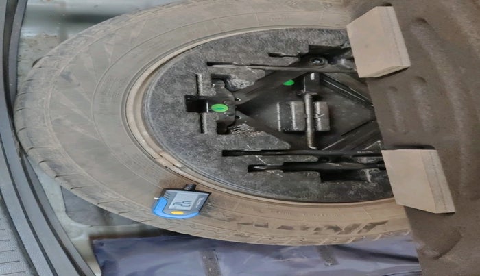 2016 Hyundai Creta SX PLUS AT 1.6 PETROL, Petrol, Automatic, 72,642 km, tyre