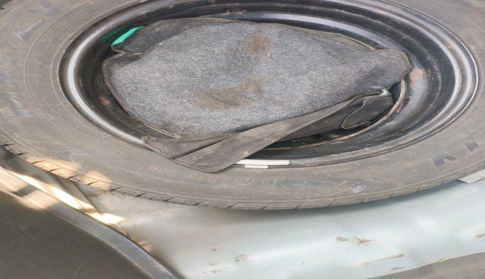 2019 Hyundai Elite i20 ASTA 1.2 (O), Petrol, Manual, 76,781 km, tyre