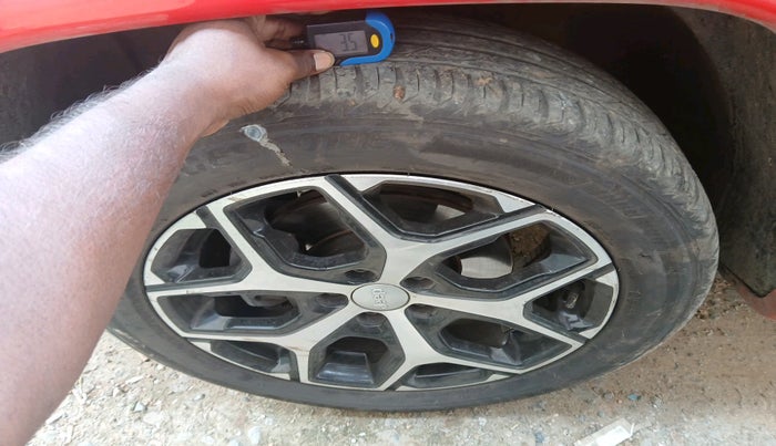 2024 Jeep Compass MODEL S (O) DIESEL 4X4 AT, Diesel, Automatic, 19,571 km, tyre