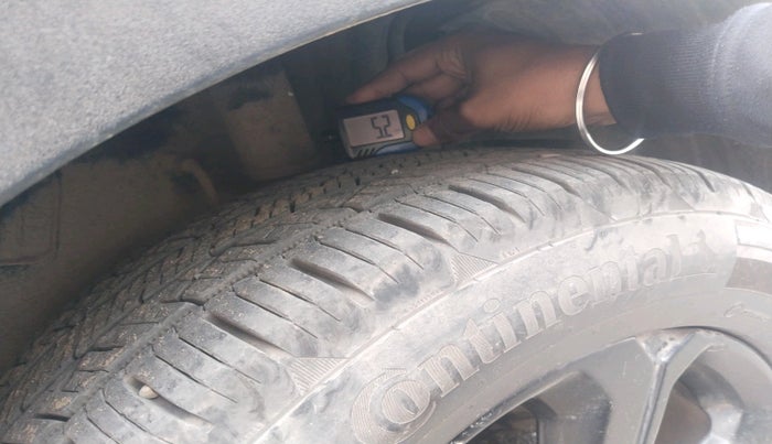 2021 Tata NEXON XZA PLUS DIESEL DARK EDITION, Diesel, Automatic, 78,769 km, tyre