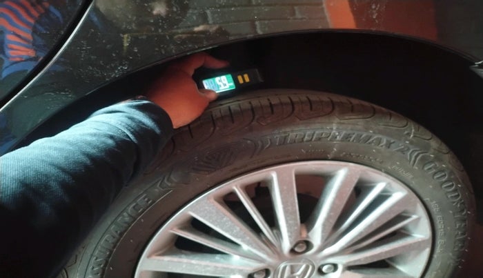 2024 Honda Amaze 1.2L I-VTEC VX, Petrol, Manual, 3,429 km, tyre