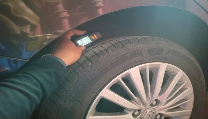 2024 Honda Amaze 1.2L I-VTEC VX, Petrol, Manual, 3,429 km, tyre