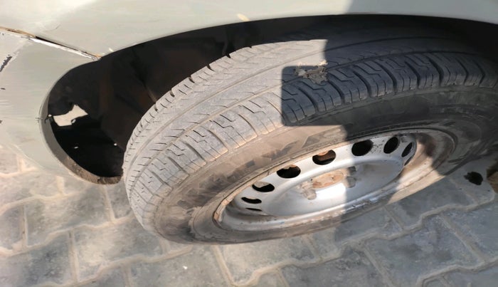 2016 Maruti Swift LDI, Diesel, Manual, 1,10,074 km, tyre