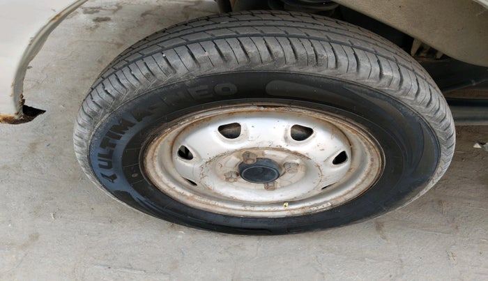 2012 Maruti Eeco 5 STR WITH A/C+HTR CNG, CNG, Manual, 75,059 km, tyre