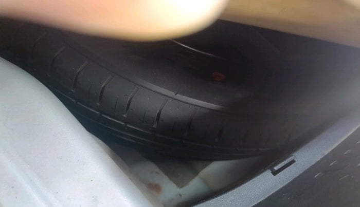 2022 Volkswagen TAIGUN HIGHLINE 1.0 TSI MT, Petrol, Manual, 50,680 km, tyre