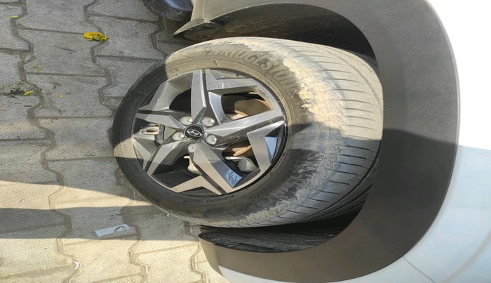 2023 Hyundai ALCAZAR PRESTIGE 1.5 TURBO PETROL MT 7STR, Petrol, Manual, 66,306 km, tyre