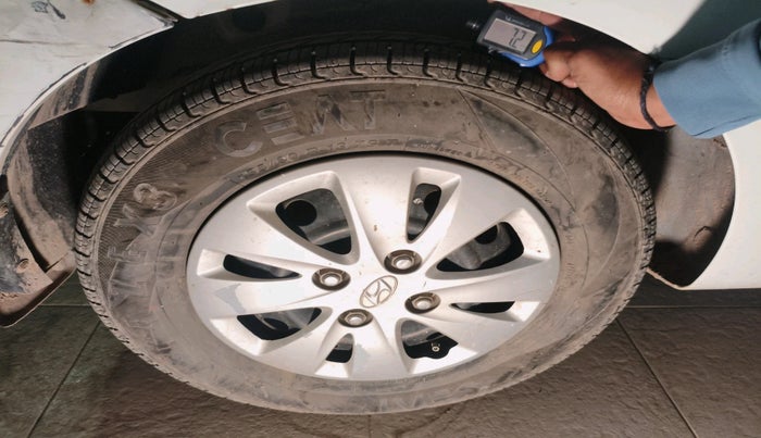 2011 Hyundai i10 SPORTZ 1.2, Petrol, Manual, 42,786 km, tyre