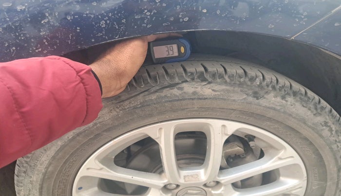 2023 Maruti Swift ZXI CNG, Petrol, Manual, 37,109 km, tyre