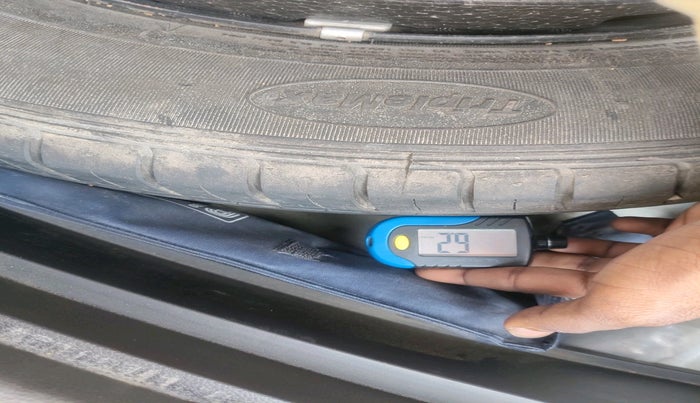 2016 Hyundai Creta S PLUS 1.4 DIESEL, Diesel, Manual, 1,65,501 km, tyre