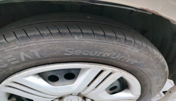 2011 Honda City 1.5L I-VTEC S MT, Petrol, Manual, 1,17,175 km, tyre