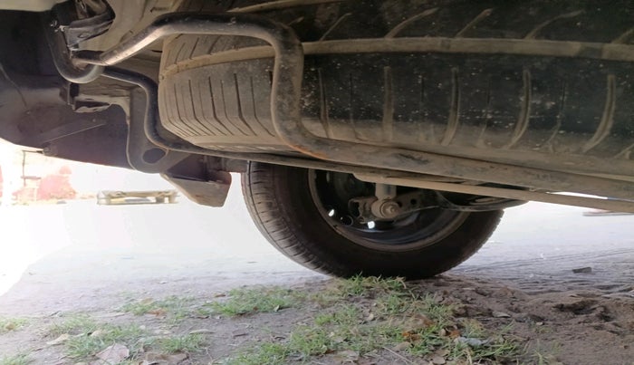 2017 Maruti Ertiga VDI SHVS, Diesel, Manual, 1,01,596 km, tyre