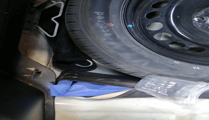 2021 Maruti Baleno ZETA PETROL 1.2, Petrol, Manual, 67,713 km, tyre