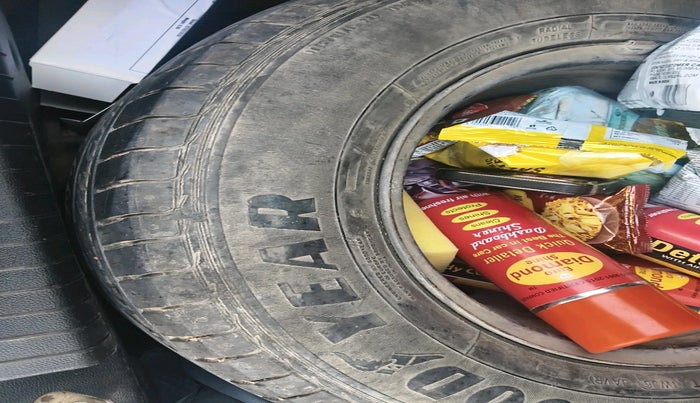 2015 Hyundai Elite i20 MAGNA 1.2, Petrol, Manual, 96,996 km, tyre