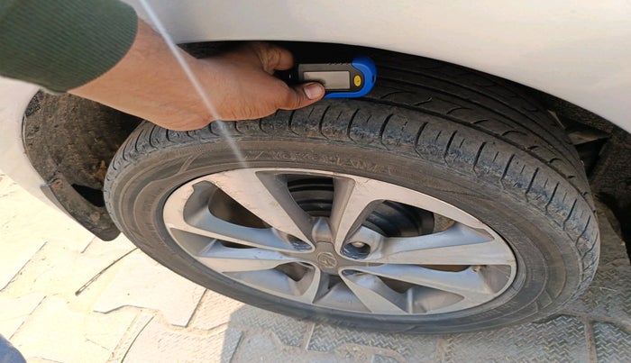 2017 Hyundai Elite i20 ASTA 1.4 CRDI (O), Diesel, Manual, 84,985 km, tyre