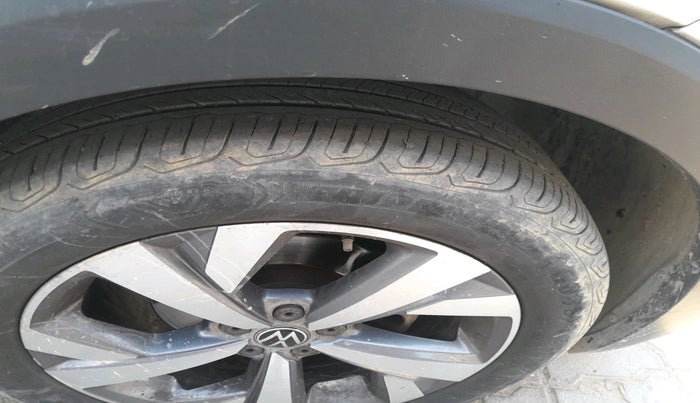 2021 Volkswagen TAIGUN TOPLINE 1.0 TSI MT, Petrol, Manual, 50,196 km, tyre