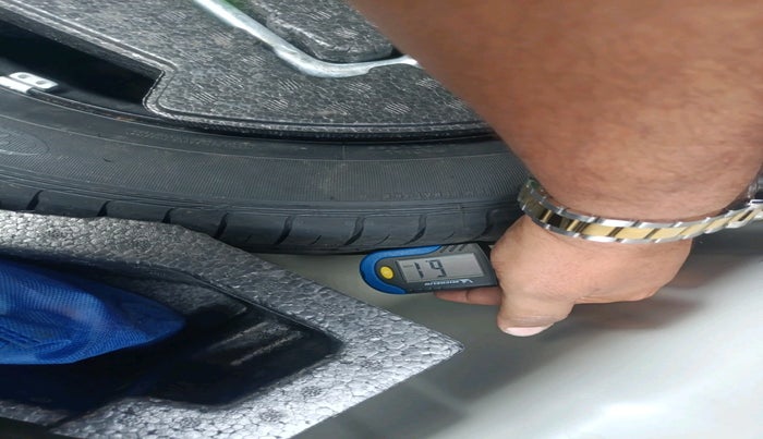 2022 Maruti Ciaz SIGMA 1.5 SHVS MT  PETROL, Petrol, Manual, 42,671 km, tyre