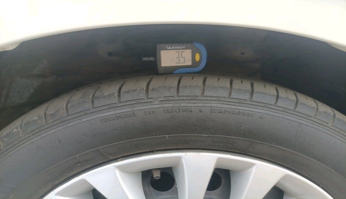 2022 Maruti Ciaz SIGMA 1.5 SHVS MT  PETROL, Petrol, Manual, 42,671 km, tyre