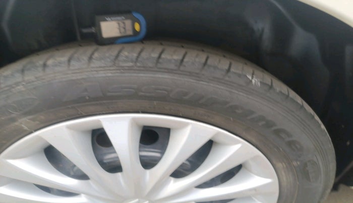 2022 Maruti Ciaz SIGMA 1.5 SHVS MT  PETROL, Petrol, Manual, 42,671 km, tyre